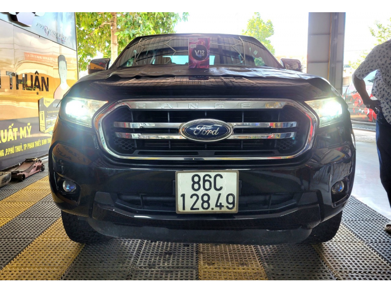 Độ đèn nâng cấp ánh sáng Nâng cấp bóng led X-Light tăng sáng Ford Ranger 